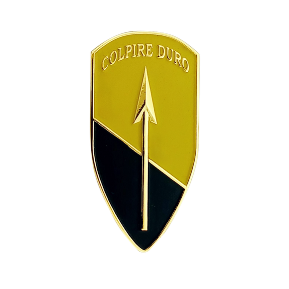 Colpire Duro Pin